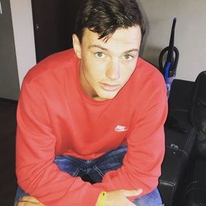 Meet your Posher, Carter